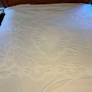 Vintage Battenberg Lace king size duvet cover with pillow cases & bedskirt